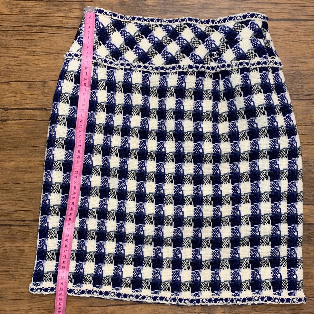 Chanel Women's Tweed Skirt